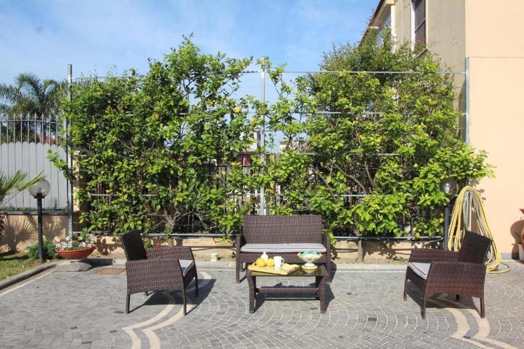 Villa Atrium Pompei Exterior foto